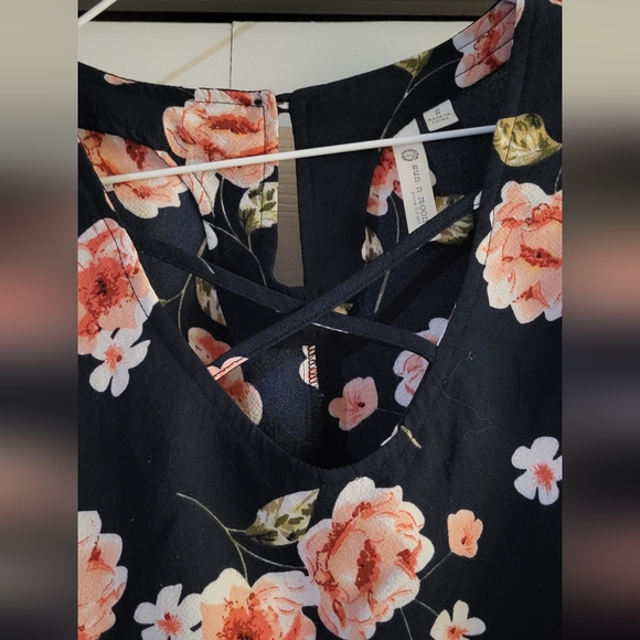 Sun & Moon Womens Blouse Small - Picture 4 of 5